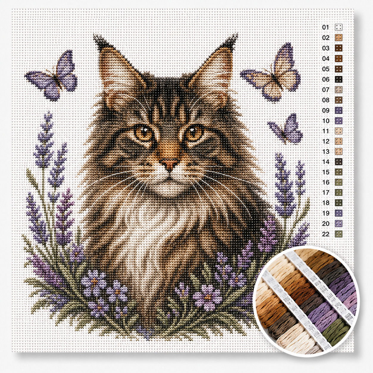 Maine Coon kruissteek pakket — majestueuze bruine Maine Coon tussen paarse lavendel met fladderende vlinders